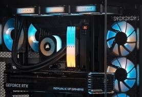 CORSAIR presenta la novità nei sistemi di raffreddamento AIO: iCUE LINK TITAN RX RGB